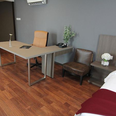Nexus Business Suite Hotel Shah Alam Habitación foto